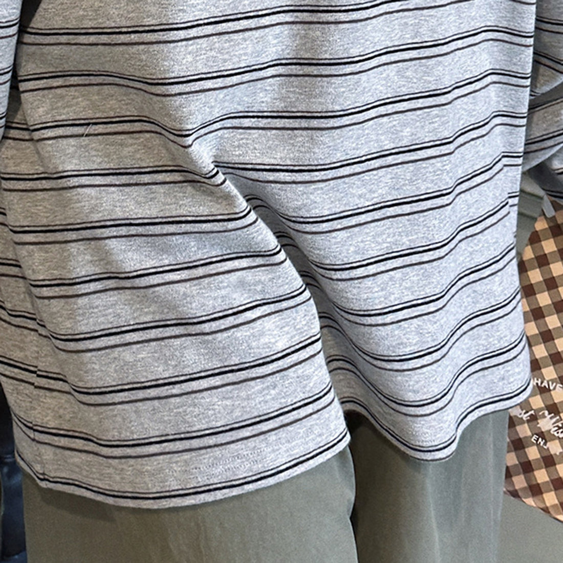 Retro minimalist round neck striped contrasting T-shirt top