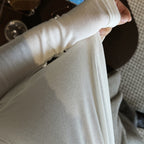 V-neck slim fit solid color long sleeved T-shirt top