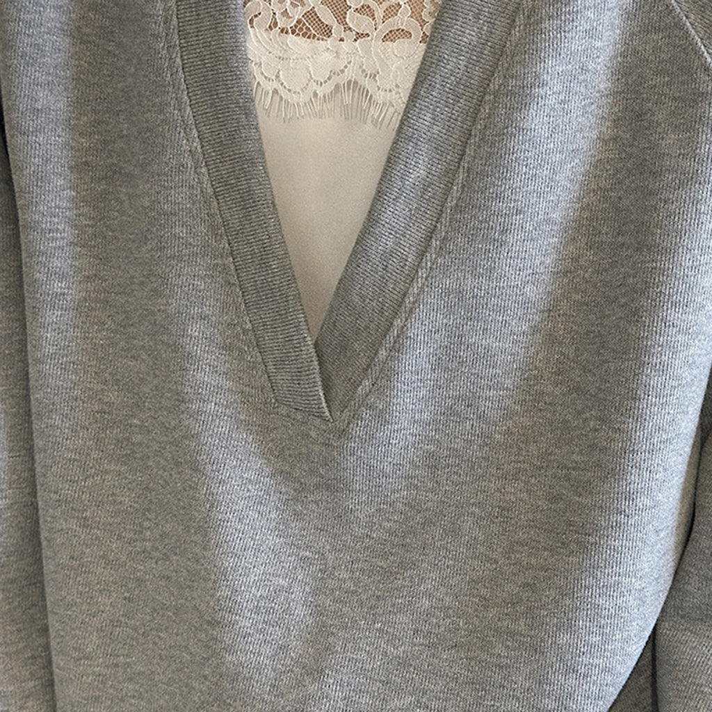 Deep V-neck raglan loose long sleeved sweatshirt