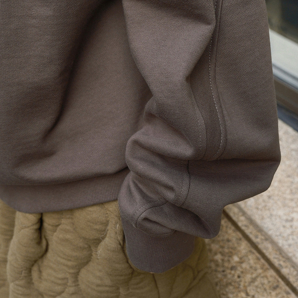 Round neck solid pullover loose long sleeved sweatshirt