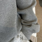 Deep V-neck raglan loose long sleeved sweatshirt