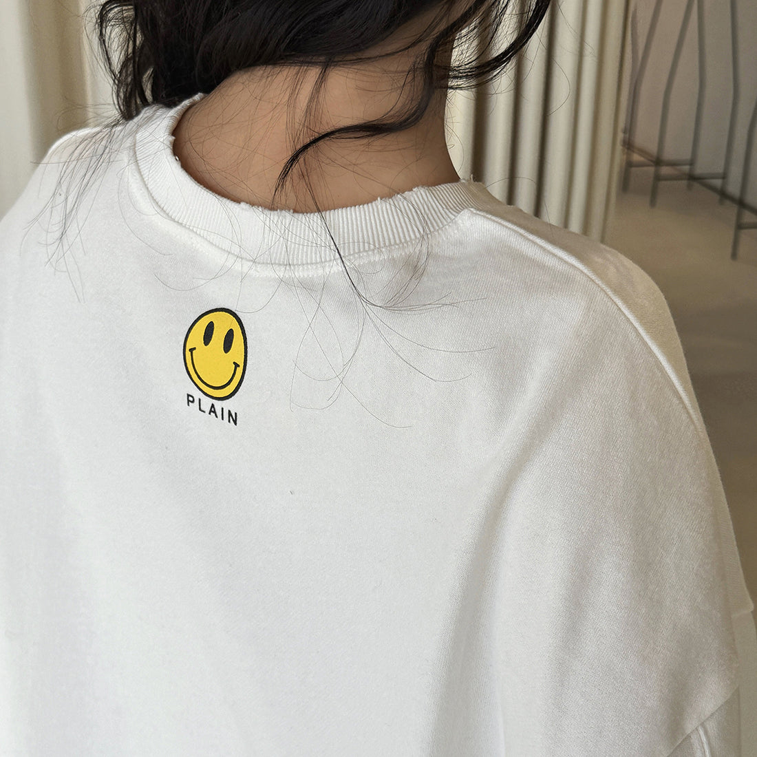 Round neck off shoulder oversized fleece T-shirt short sleeved loose fit top