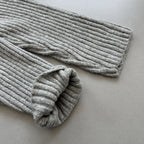 Flip collar knitted lazy V-neck sweater with belt