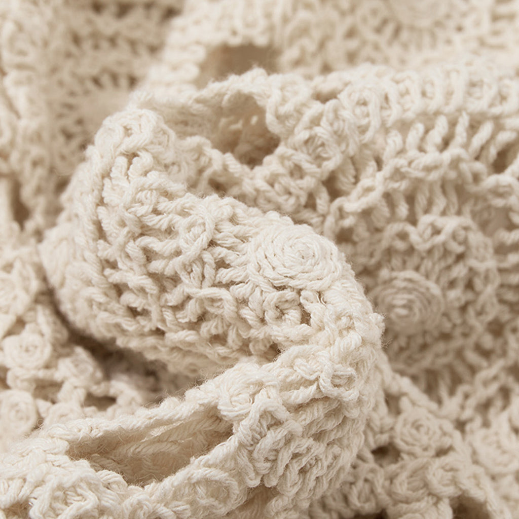 Bohemian hollowed out slimming knitted top