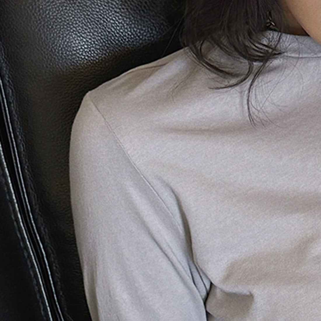 Slim fit round neck long sleeve base layer top