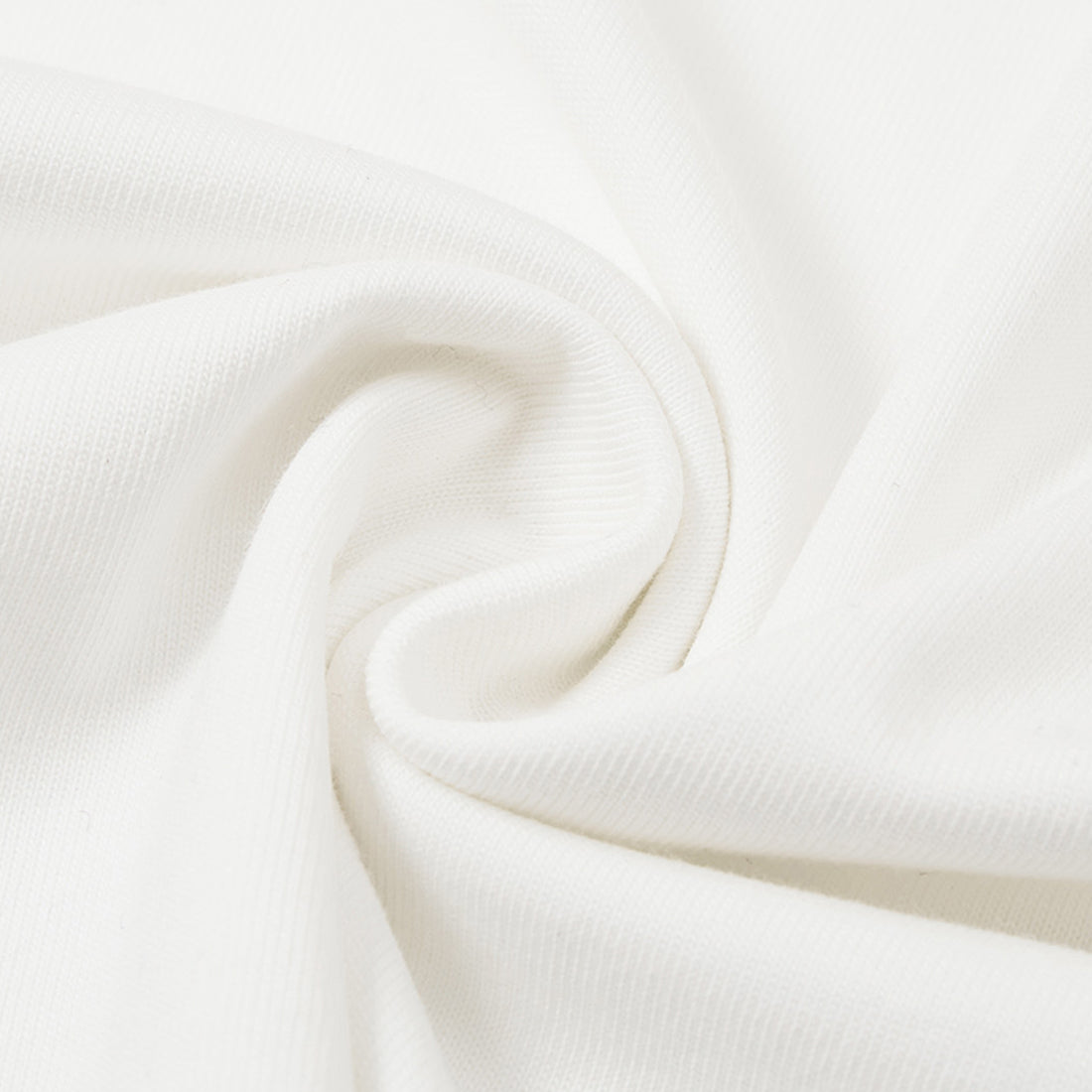 Simple round neck loose hem with micro slits on both sides T-shirt top