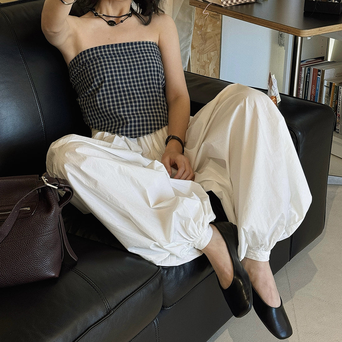 Solid color button tied foot balloon pants
