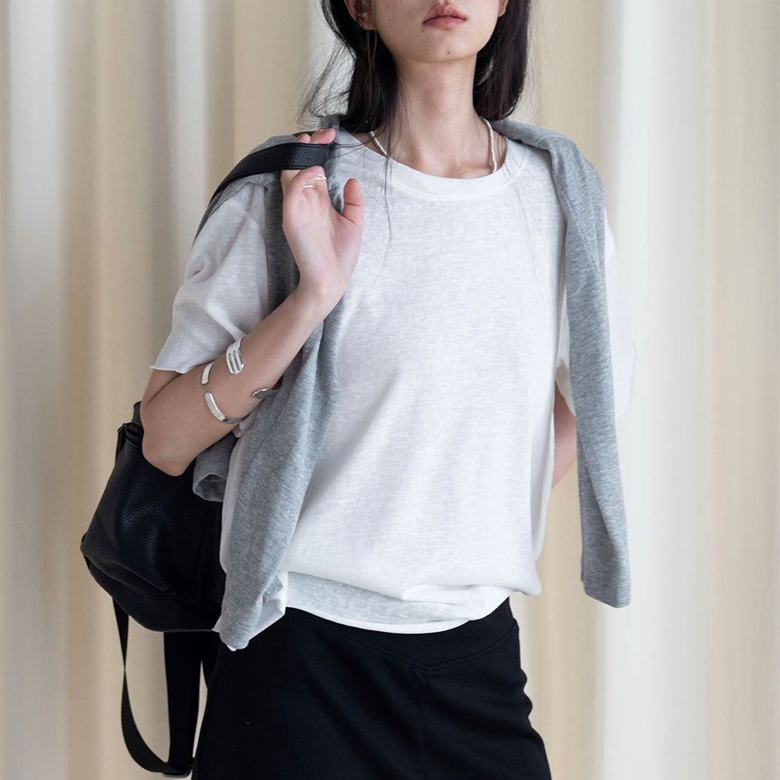 Round neck small rolled edge short sleeved slimming T-shirt