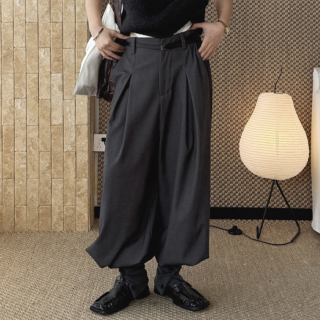 High waist pleated loose fit tapered cuff pants