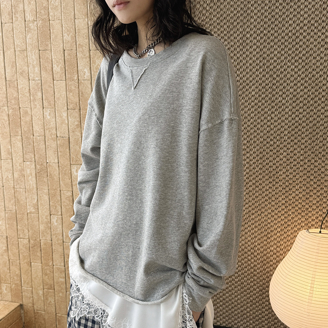 Loose fit round neck long sleeve sweatshirt top