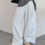 Women’s High-Waisted Wide-Leg Cargo Pants
