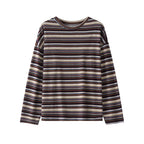 Minimally contrasting striped loose and slimming round neck T-shirt top