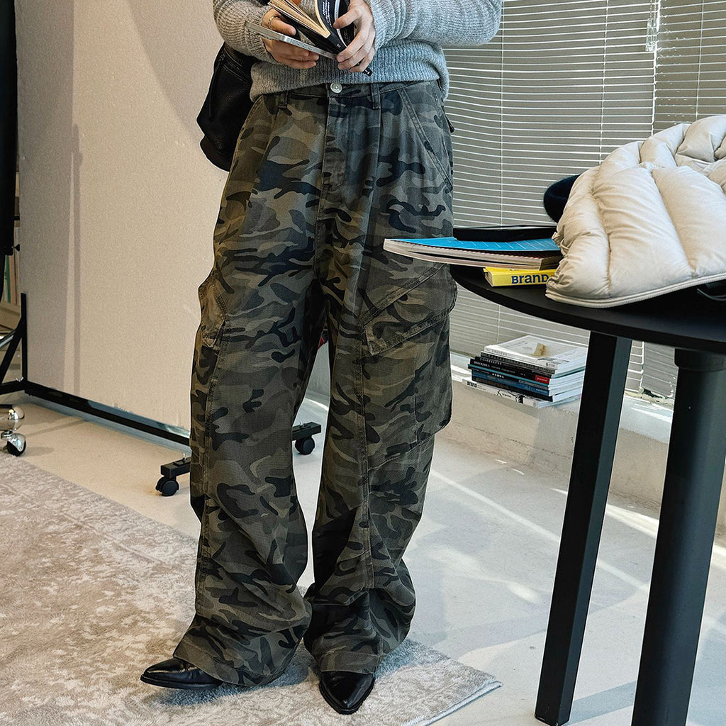 Pleated camouflage large pocket denim cargo pants
