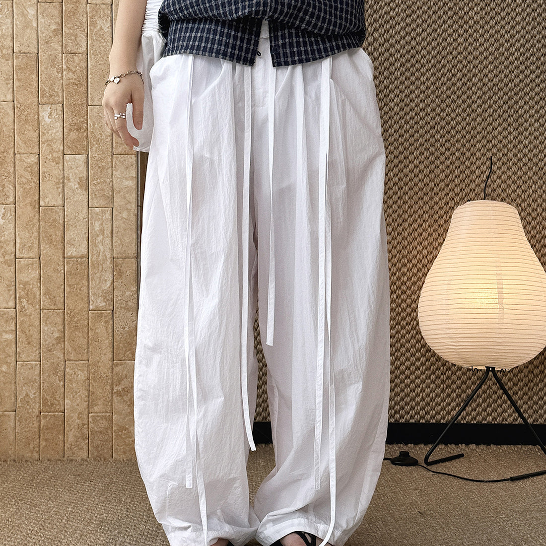 Women’s Japanese-Style Balloon Pants with Ruffled Waist