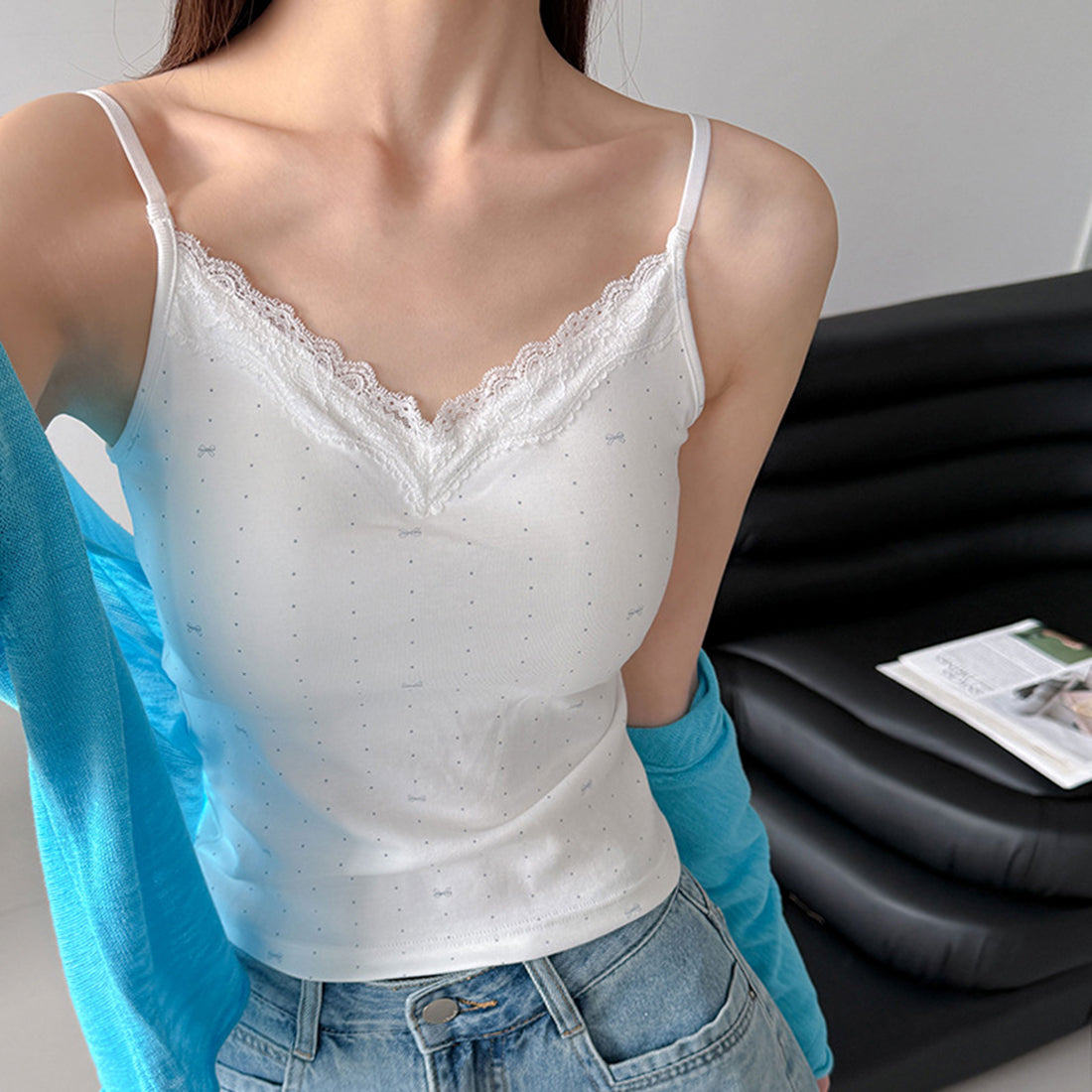 Women’s Lace Trim Floral Print Camisole with Built-in Bra