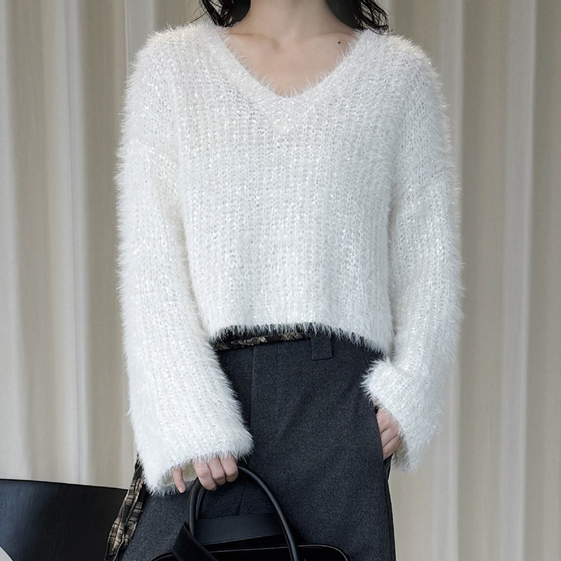 V-neck sparkling diamond long sleeved sweater top