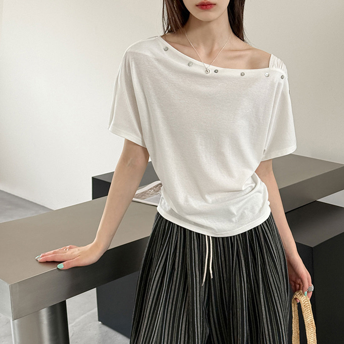 Women’s Asymmetrical Button-Shoulder Short-Sleeve T-Shirt