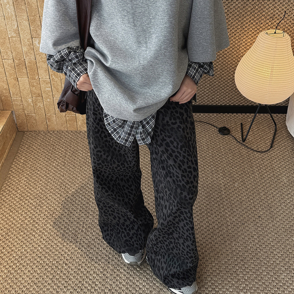 Retro contrasting leopard print loose jeans