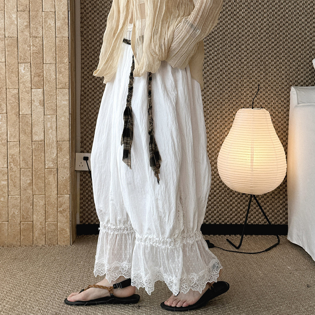 Women’s Lace Trim Lantern Wide Leg Pants
