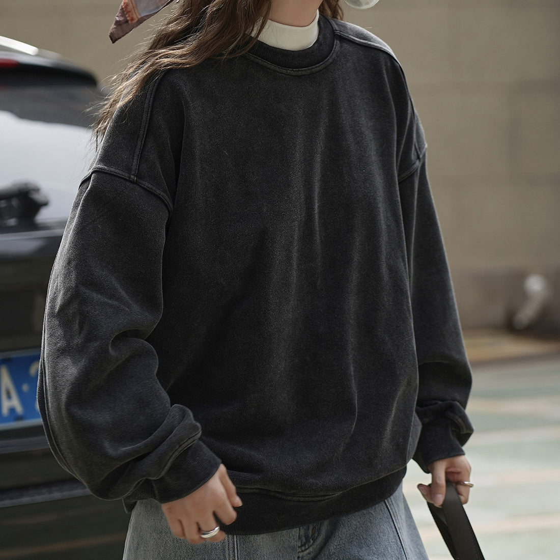 Simple brushed silhouette pullover loose and comfortable sweatshirt
