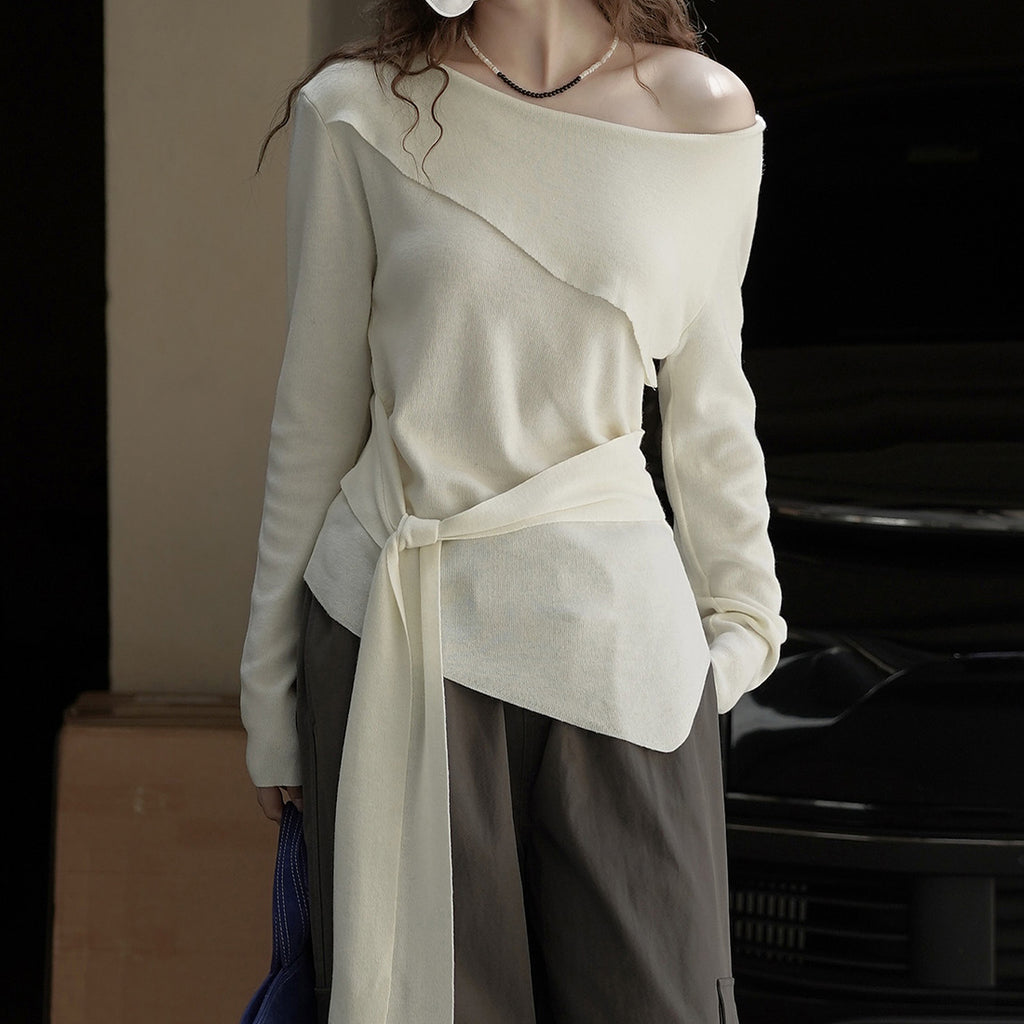 Slanted shoulder irregular strap spliced sweater top