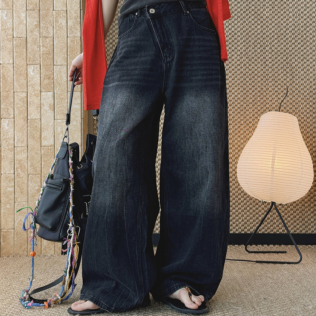 High waist denim jeans, wide leg loose fit, vintage wash