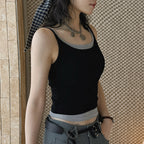 Layered slim fit tank top with stretch fabric and contrast trim