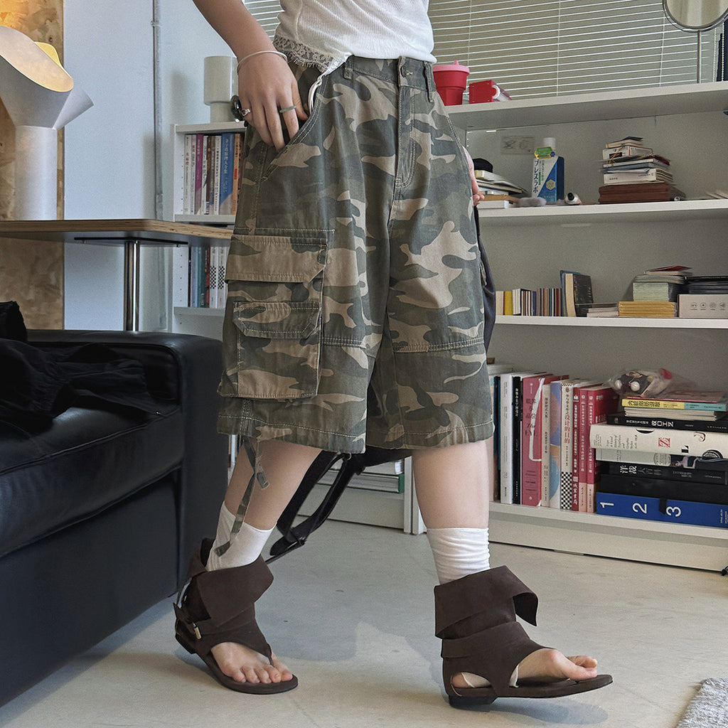High Waist Camouflage Cargo Shorts Women Vintage Loose Fit Utility Bermuda Shorts