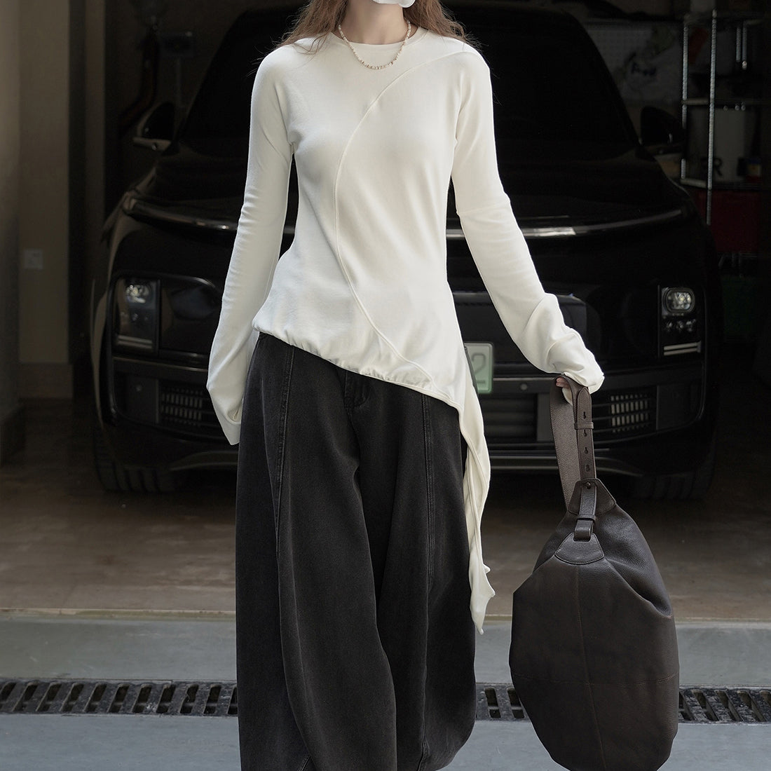 Asymmetric curved strap slim fit top