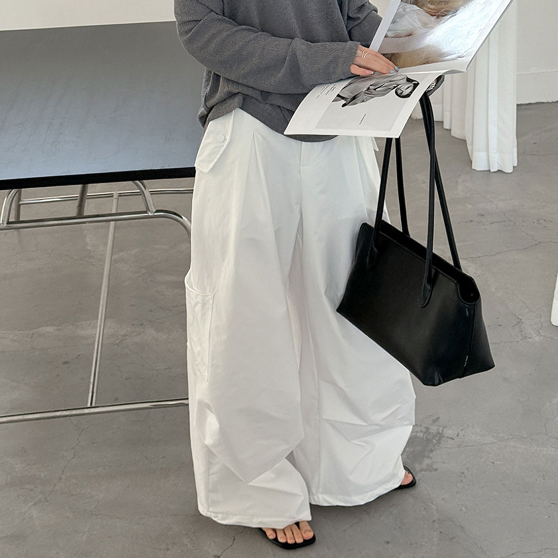 Women’s High-Waisted Wide-Leg Cargo Pants