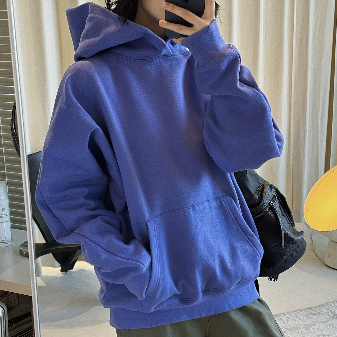 Retro loose long sleeved hooded sweatshirt