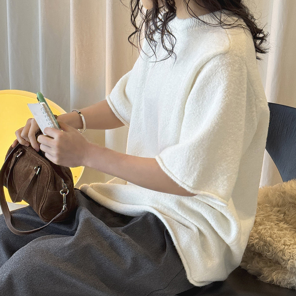 Round neck knitted slightly curled edge sweater short sleeved top