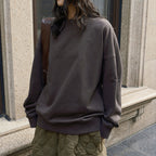 Round neck solid pullover loose long sleeved sweatshirt