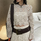 Bohemian hollowed out slimming knitted top