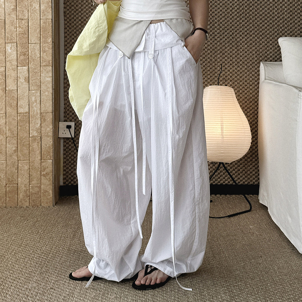 Women’s Japanese-Style Balloon Pants with Ruffled Waist