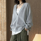 Deep V-neck raglan loose long sleeved sweatshirt