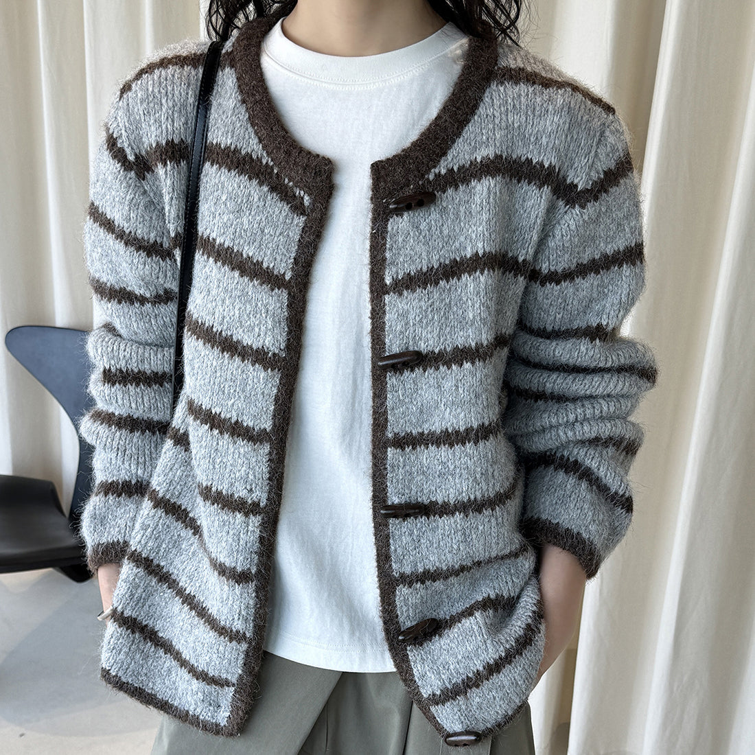 Retro striped horn button plush knitted cardigan top