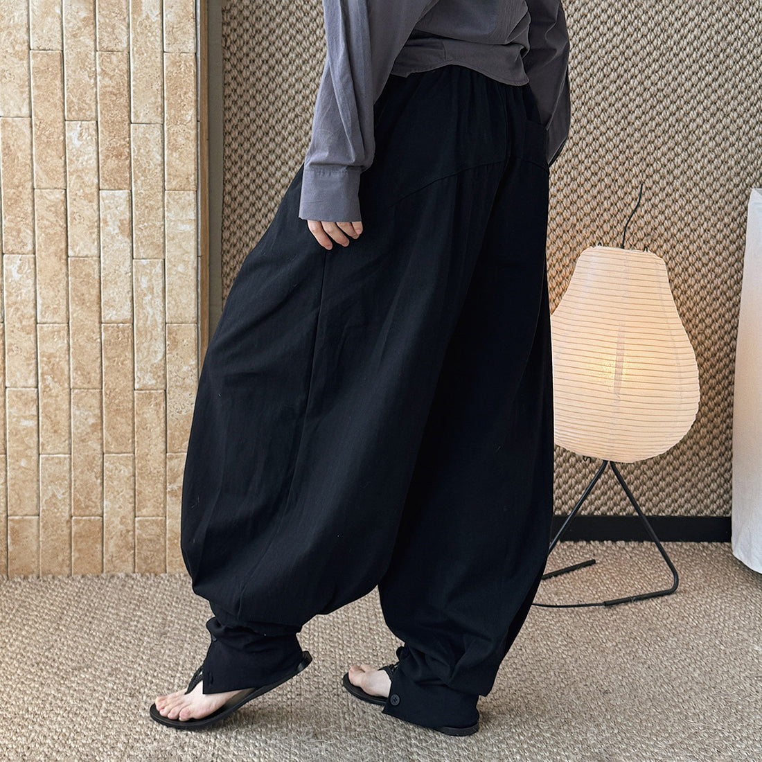 Loose fit high waist draped cuffed pants
