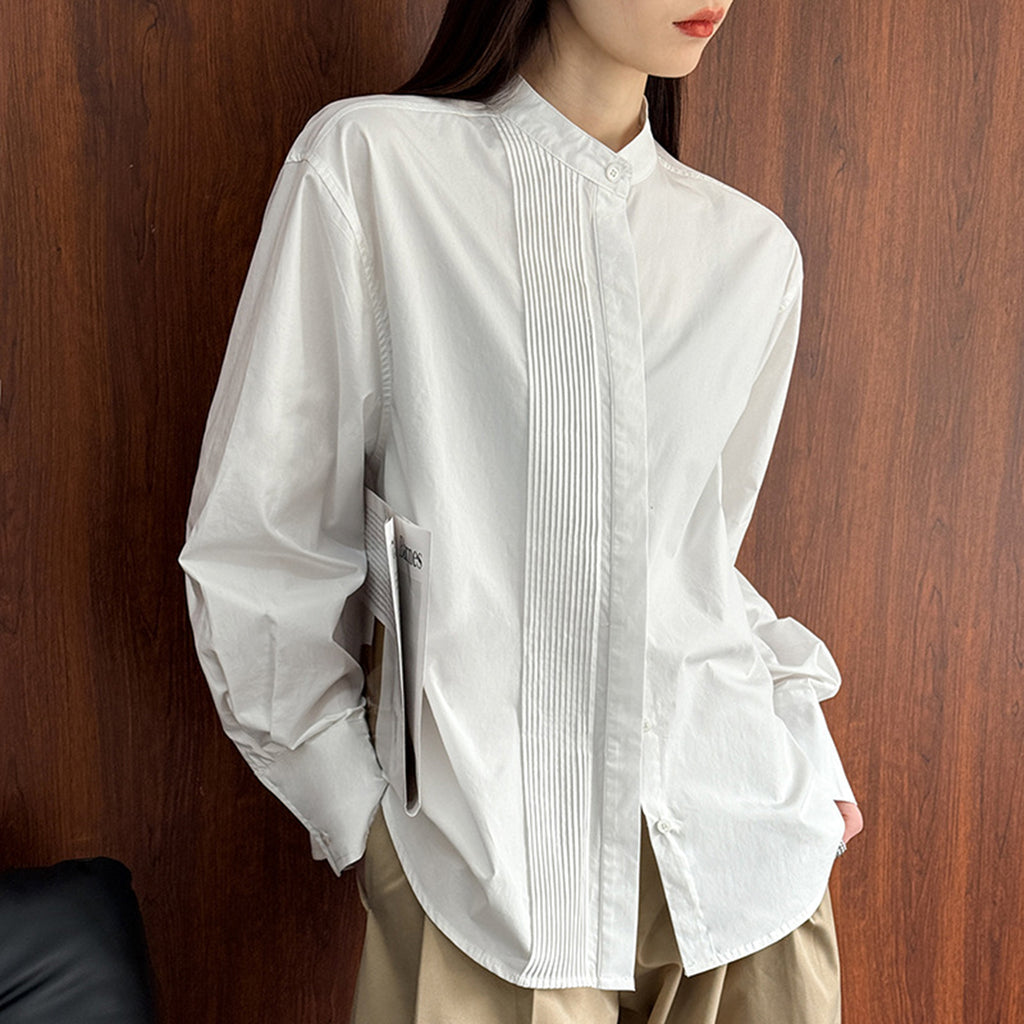Wrinkled round neck long sleeved shirt