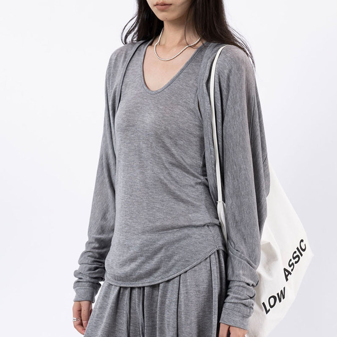U-neck irregular hem sleeveless slim fit vest top