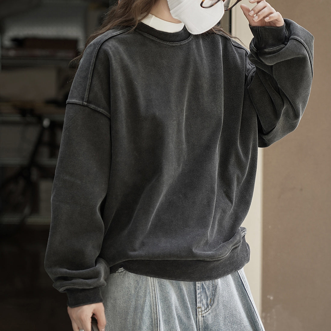 Simple brushed silhouette pullover loose and comfortable sweatshirt