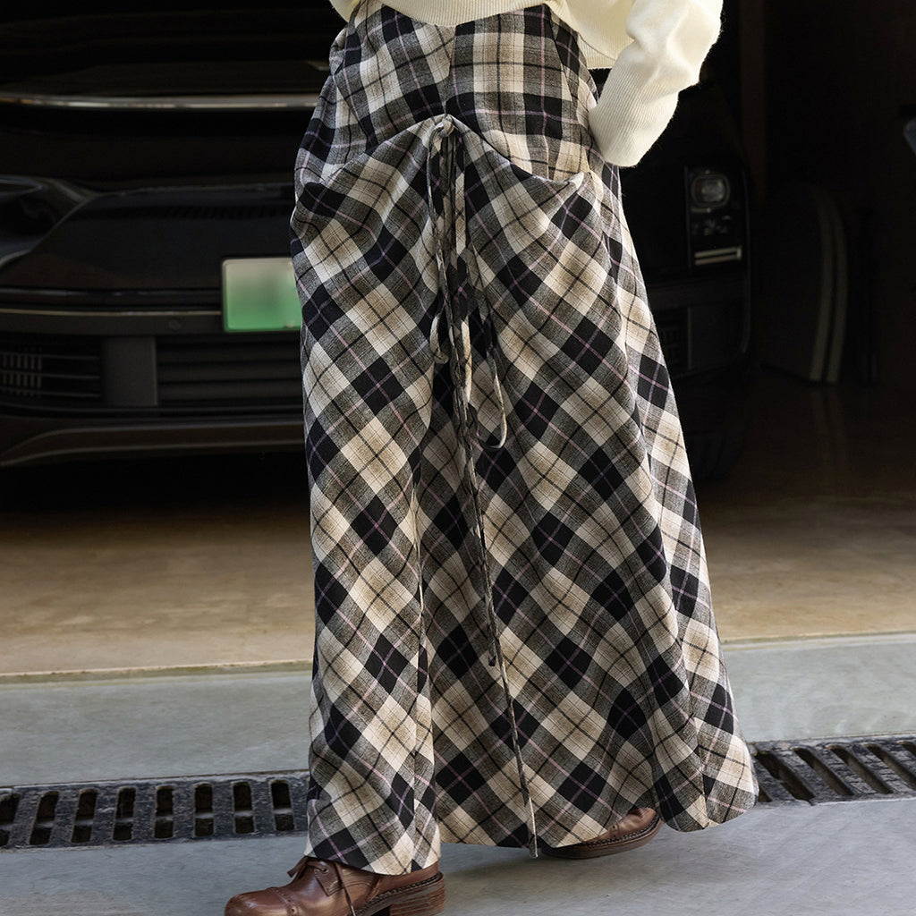 Retro asymmetrical contrasting Haig pattern half skirt