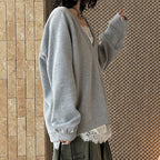 Deep V-neck raglan loose long sleeved sweatshirt