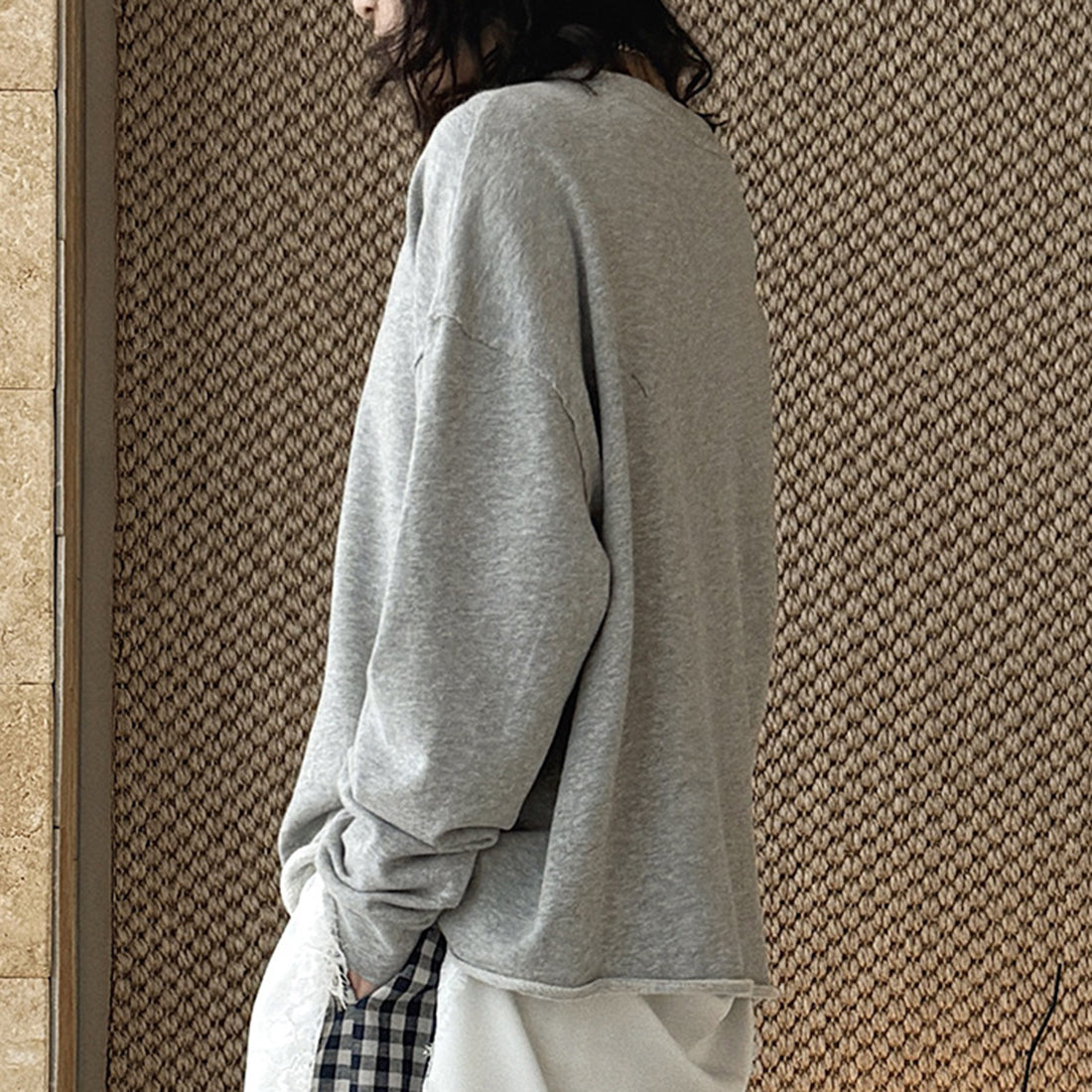 Loose fit round neck long sleeve sweatshirt top