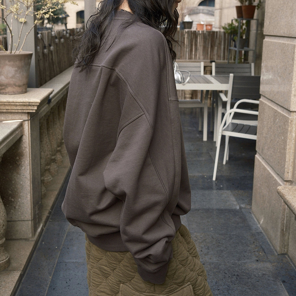 Round neck solid pullover loose long sleeved sweatshirt