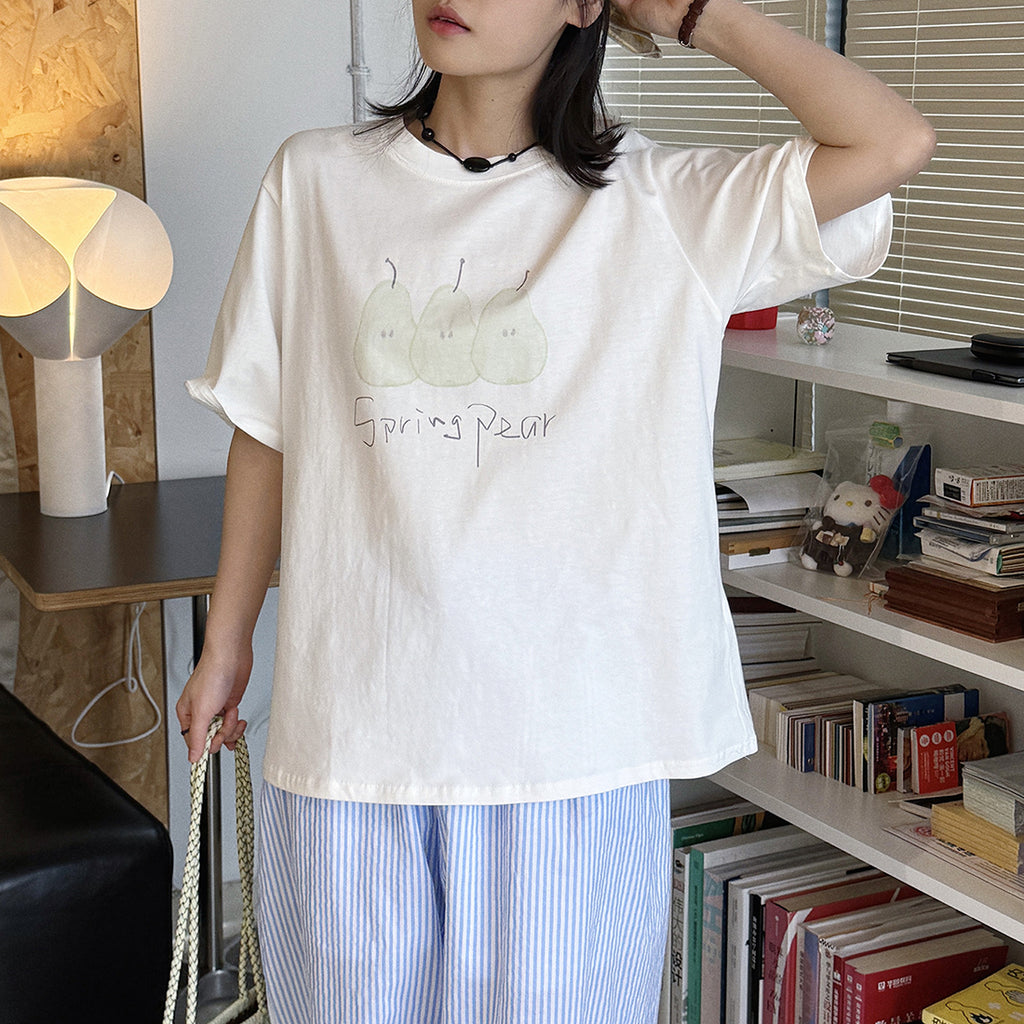 Oversized Spring Pear Graphic Cotton T-Shirt