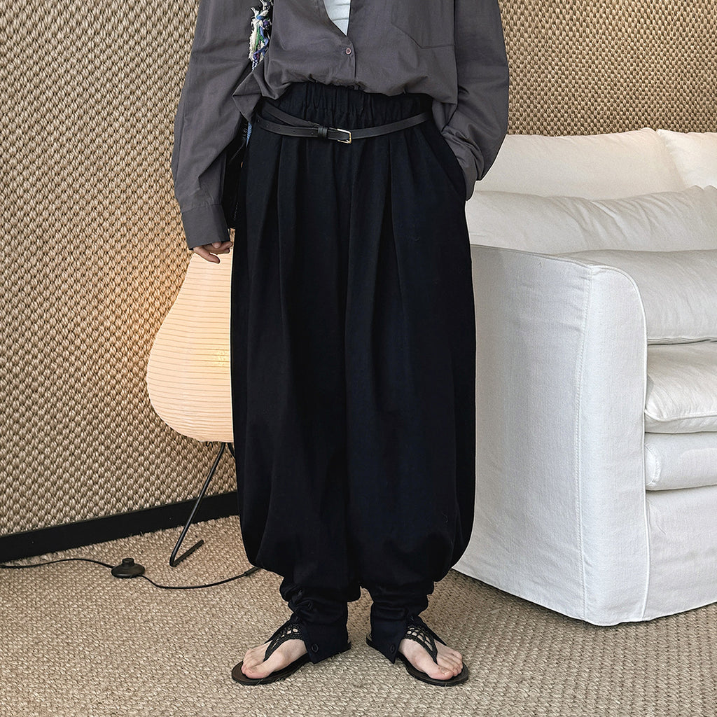 Loose fit high waist draped cuffed pants
