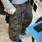 Pleated camouflage large pocket denim cargo pants