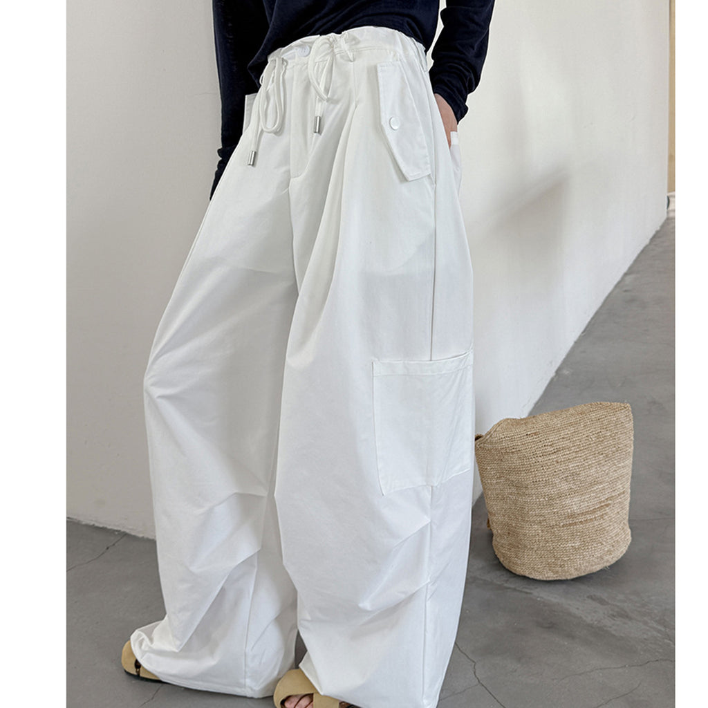 Women’s High-Waisted Wide-Leg Cargo Pants