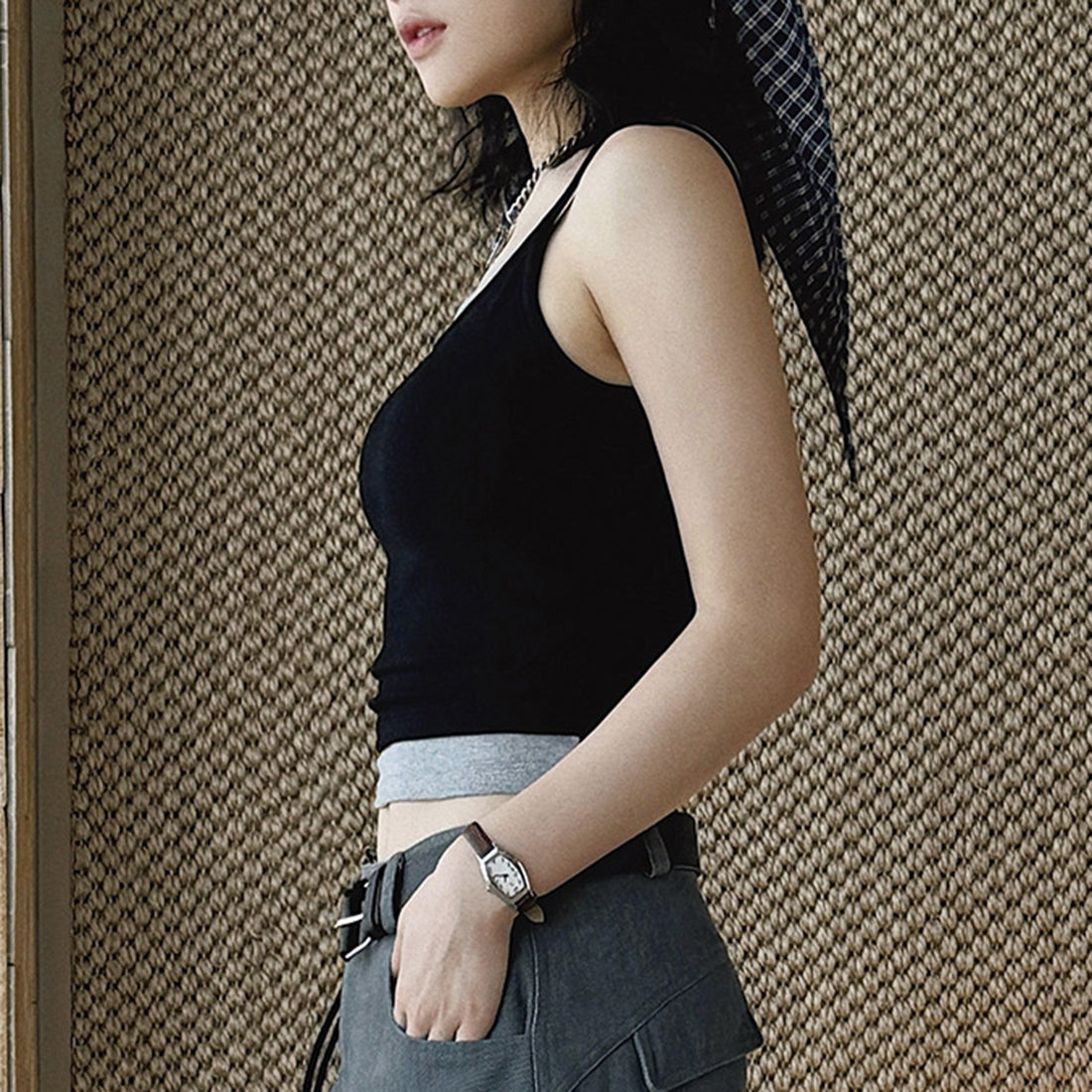 Layered slim fit tank top with stretch fabric and contrast trim